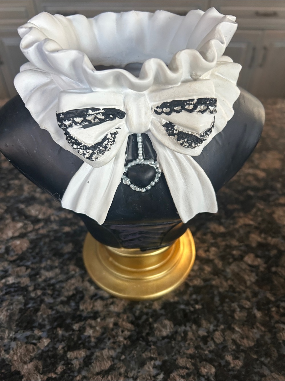 ASHLAND VINTAGE BUST CONTAINER NWT